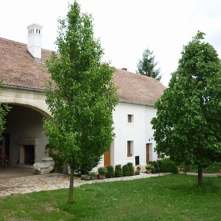 Bed and Breakfast Sarffy House Дёргиче Экстерьер фото