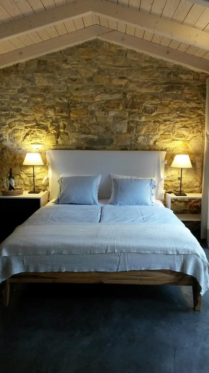 Bed and Breakfast Sarffy House Дёргиче Номер фото